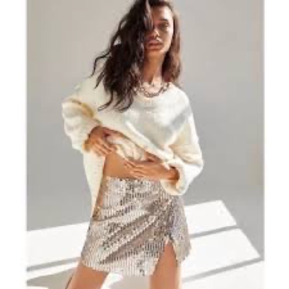 Free people champagne sequin mini skirt NWT